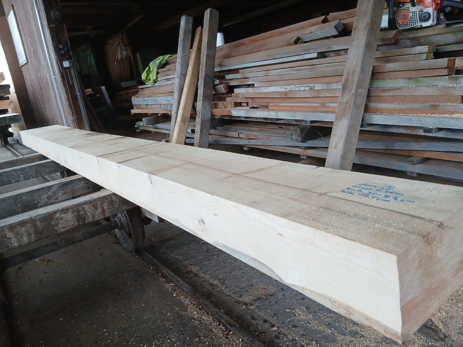 Articoli in legno: Arve Holz Balken Nr. 9 – Nuovo (secondo la descrizione) da Hasle LU venduto da Arag08 2