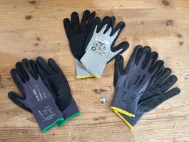 Diverse Handschuhe