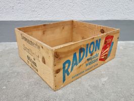 alte Holzkiste Kiste SUNLIGHT OLTEN RADION SEIFENKISTE