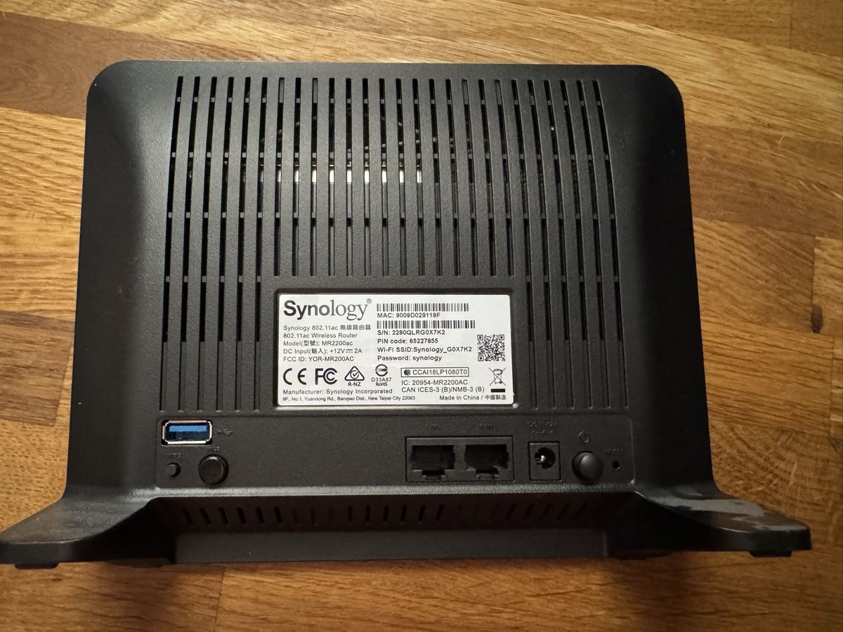 Synology Modem & Router: Synology Router MR2200ac – Nuovo (secondo la descrizione) da Gland venduto da isa_g01 1