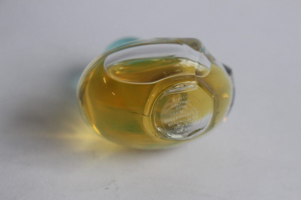 Profumi & Eau de Toilette: Parfum Wings GIORGIO BEVERLY HILLS – Usato da Vandoeuvres venduto da Dom-Tom 1