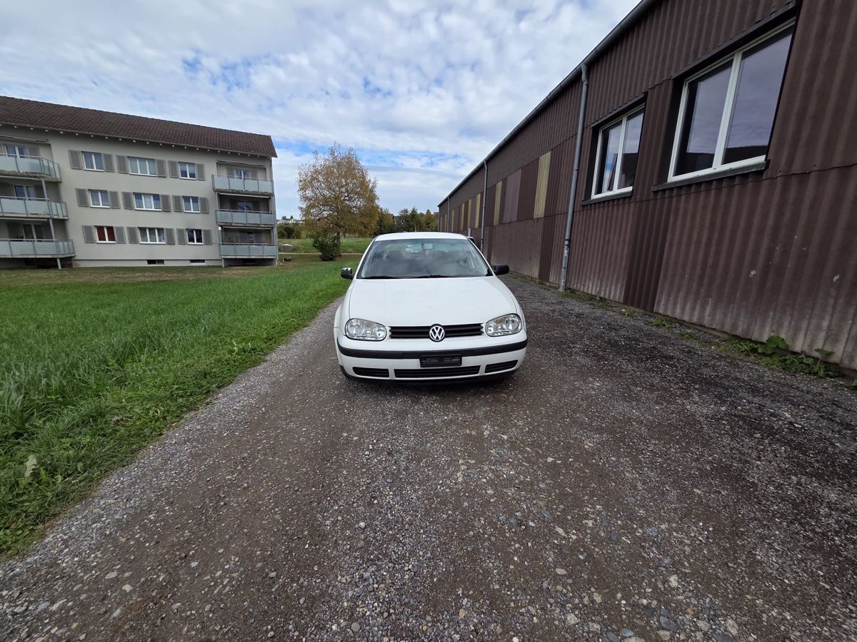 VW Autos: Vw Golf – D'occasion à Wängi par gig_6yd5 5