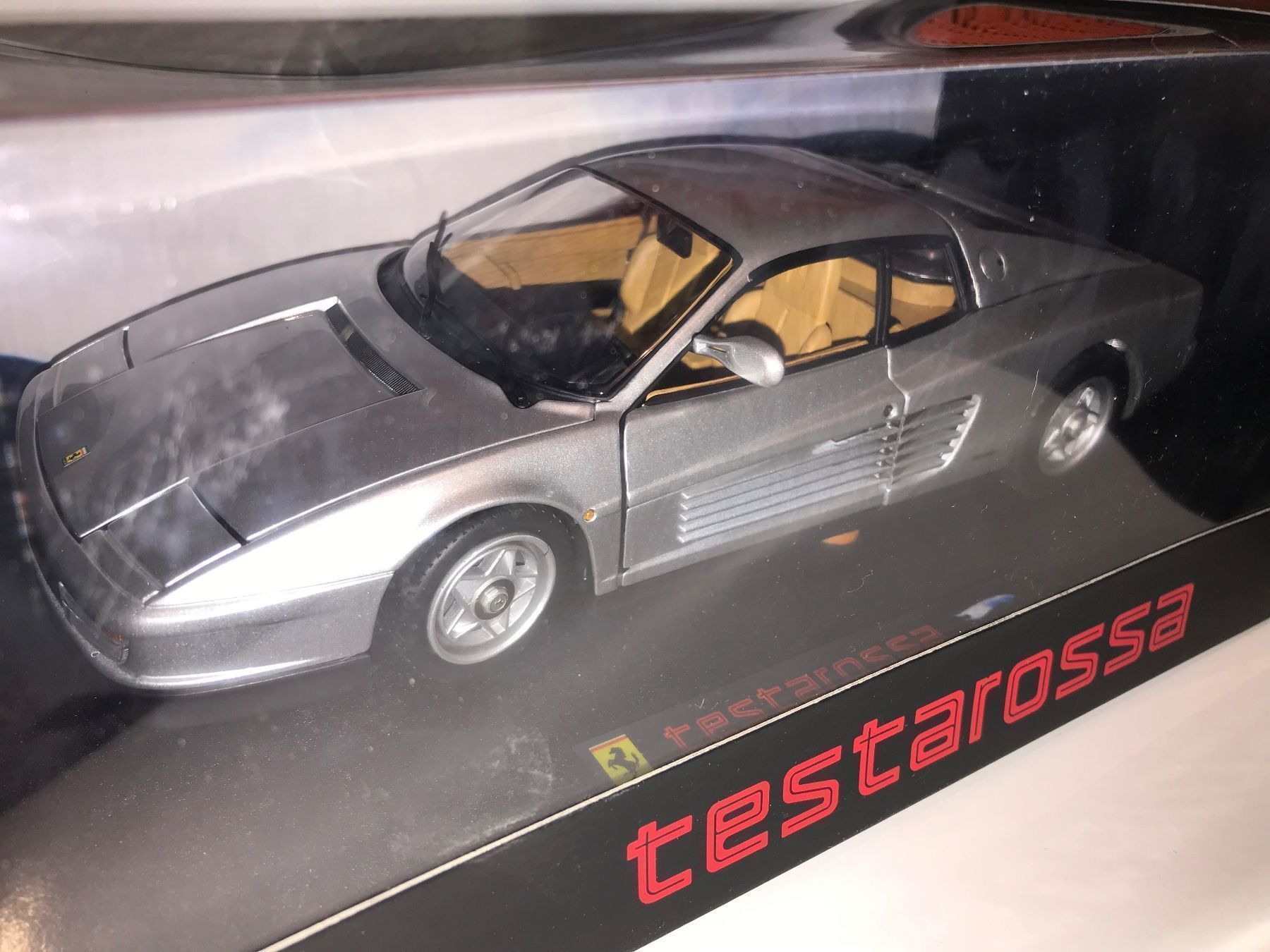 Ferrari Modellini d'auto: Ferrari Testarossa 1984 - 1/18 RAR – Nuovo (secondo la descrizione) da Wohlen AG venduto da PrivatSammlung