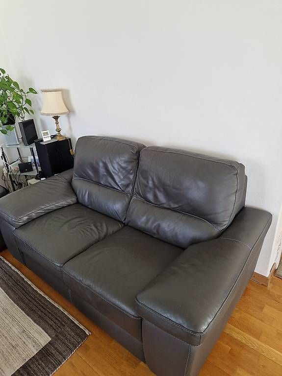 Sofas: 2 Sofas Echtleder – D'occasion à Zürich par Oem_14 2