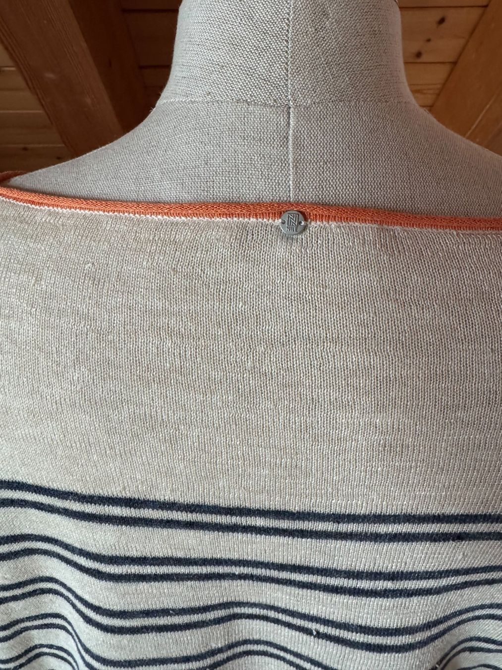 Nile Pulls & Sweat-shirts: Leinenpullover von Nile, gestreift beige blau – Neuf (Voir description) à Stäfa par Mofi8712 2