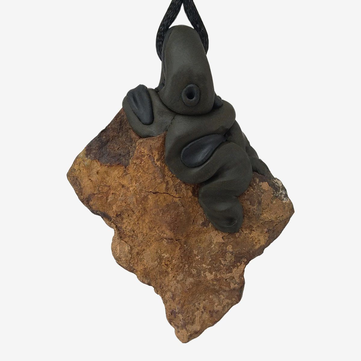 Minerali & Pietre curative: Meteorit Anhänger (Roher Stein Meteorit) mit Pyrit – Nuovo e nell'imballaggio originale da Meilen venduto da BYRD-Design 2