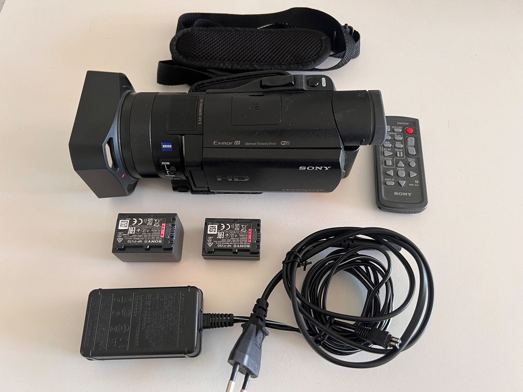 Sony Videocamere: HDR-CX900E SONY HD Camcorder – Usato da Oberrohrdorf venduto da 6473peter 1