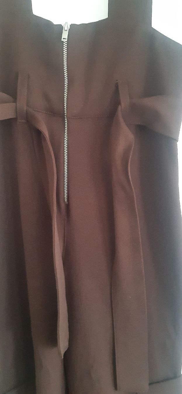 Jumpsuits: Schoggi-Braun Jumpsuit mit Träger – Gebraucht aus Gretzenbach von LSXS 2