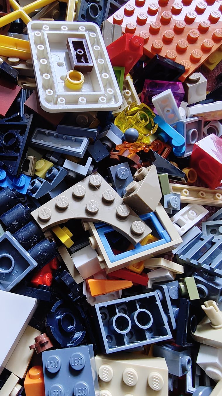 Lego Giocattoli: Lego bunte Mischung ca 1,3 Kilo – Usato da Effretikon venduto da Superkarin7 1