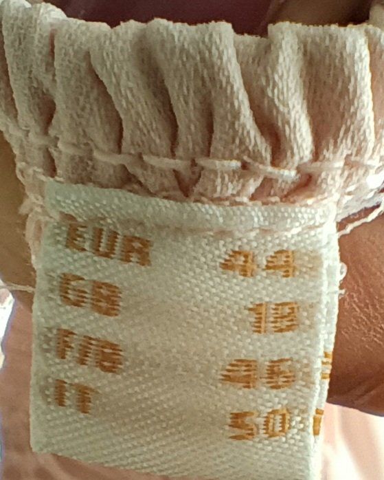 Vestiti: DAMEN / ABENDKLEID GRÖSSE 44 HELLROSA – Nuovo (secondo la descrizione) da Holderbank AG venduto da DINOS-PHILA 2
