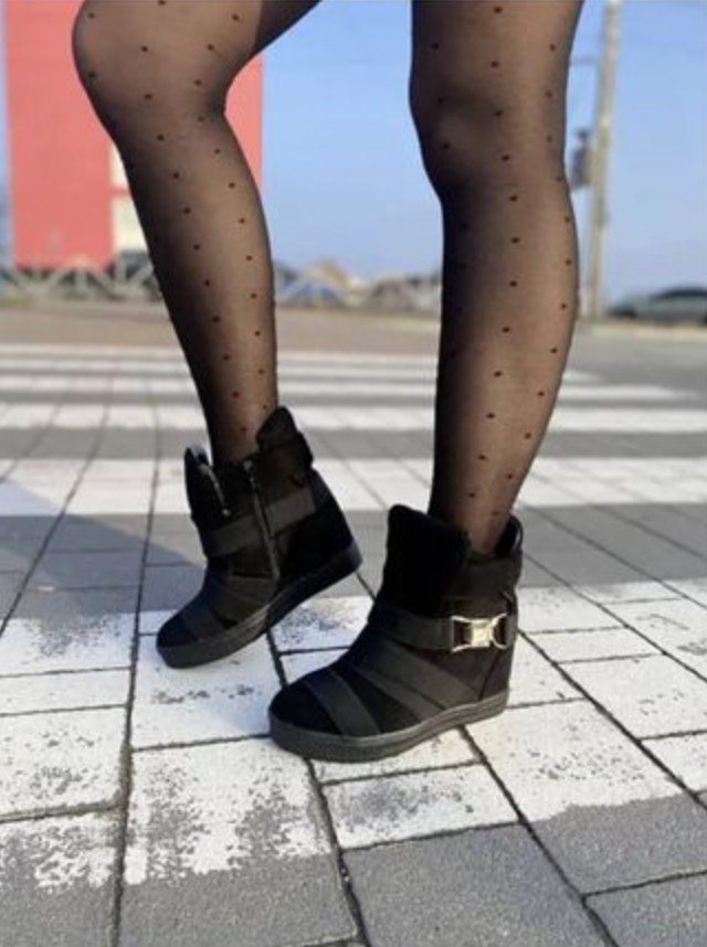 Scarpe da donna: Sneaker high-heels black Gr.38 – Usato da Zürich venduto da dojoal64 1