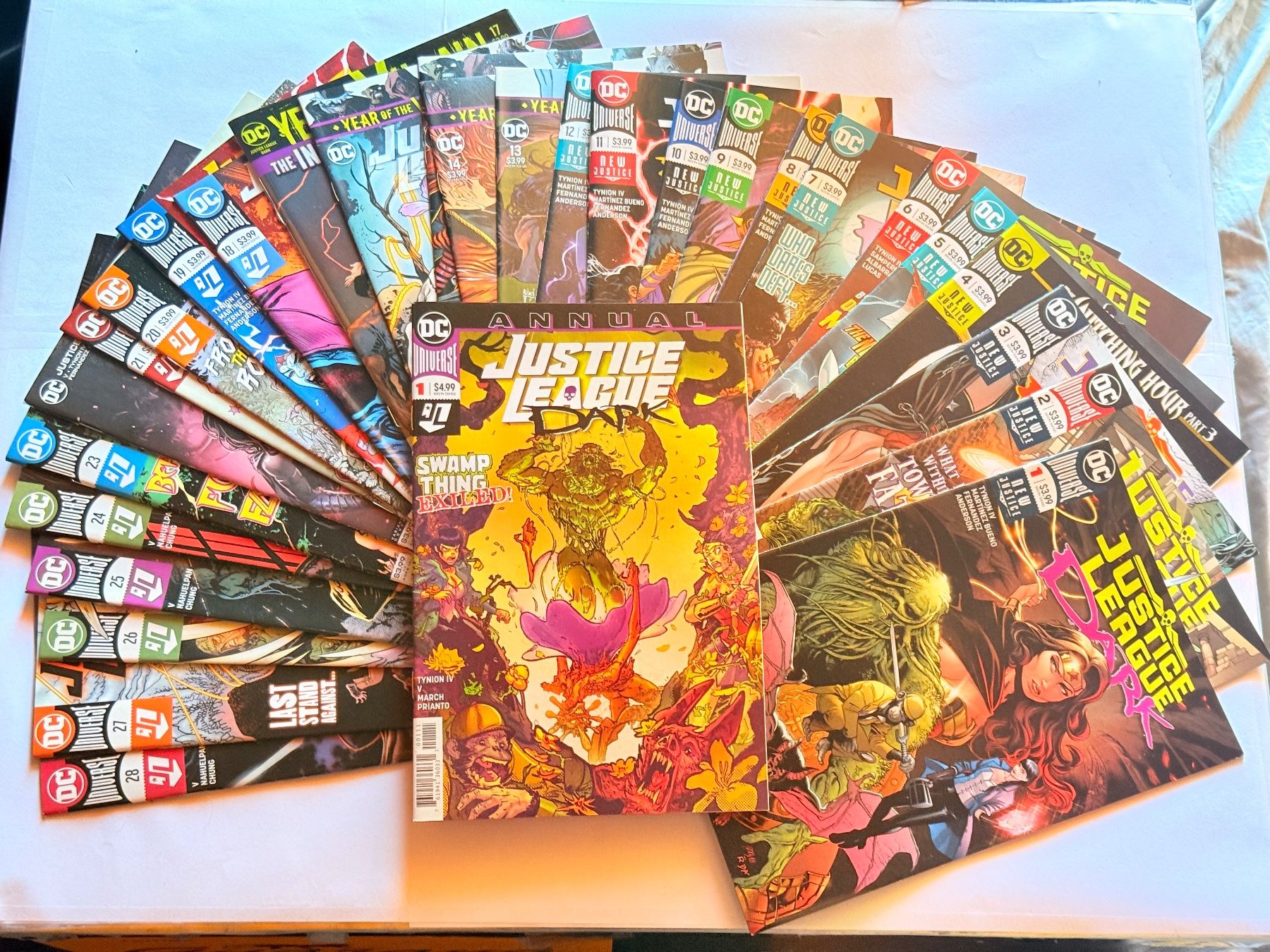Fumetti: Justice League Dark, 28 issues including Annual #1 – Nuovo (secondo la descrizione) da Zuerich venduto da SonderArt-Wertgut