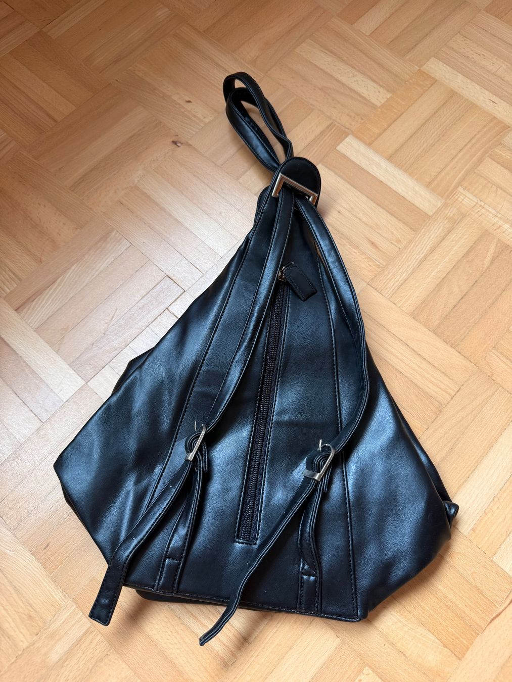 Prada Taschen für Damen: Vintage Prada Sling Bag – Neu (gemäss Beschreibung) aus Binningen von lan_w6w9 2