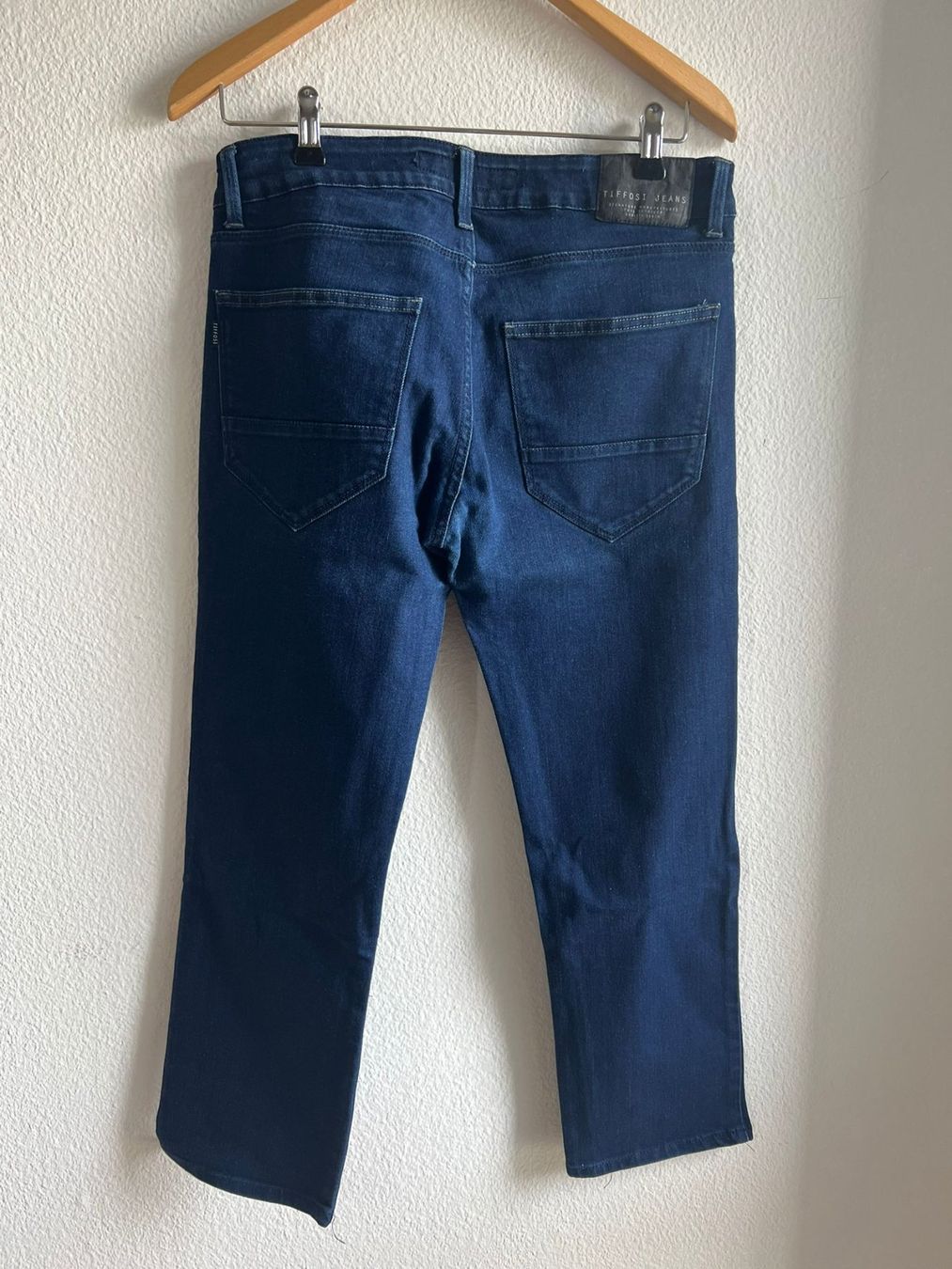 Pantaloni: Tiffosi Jeans – Usato da Lupfig venduto da Pluribus 1