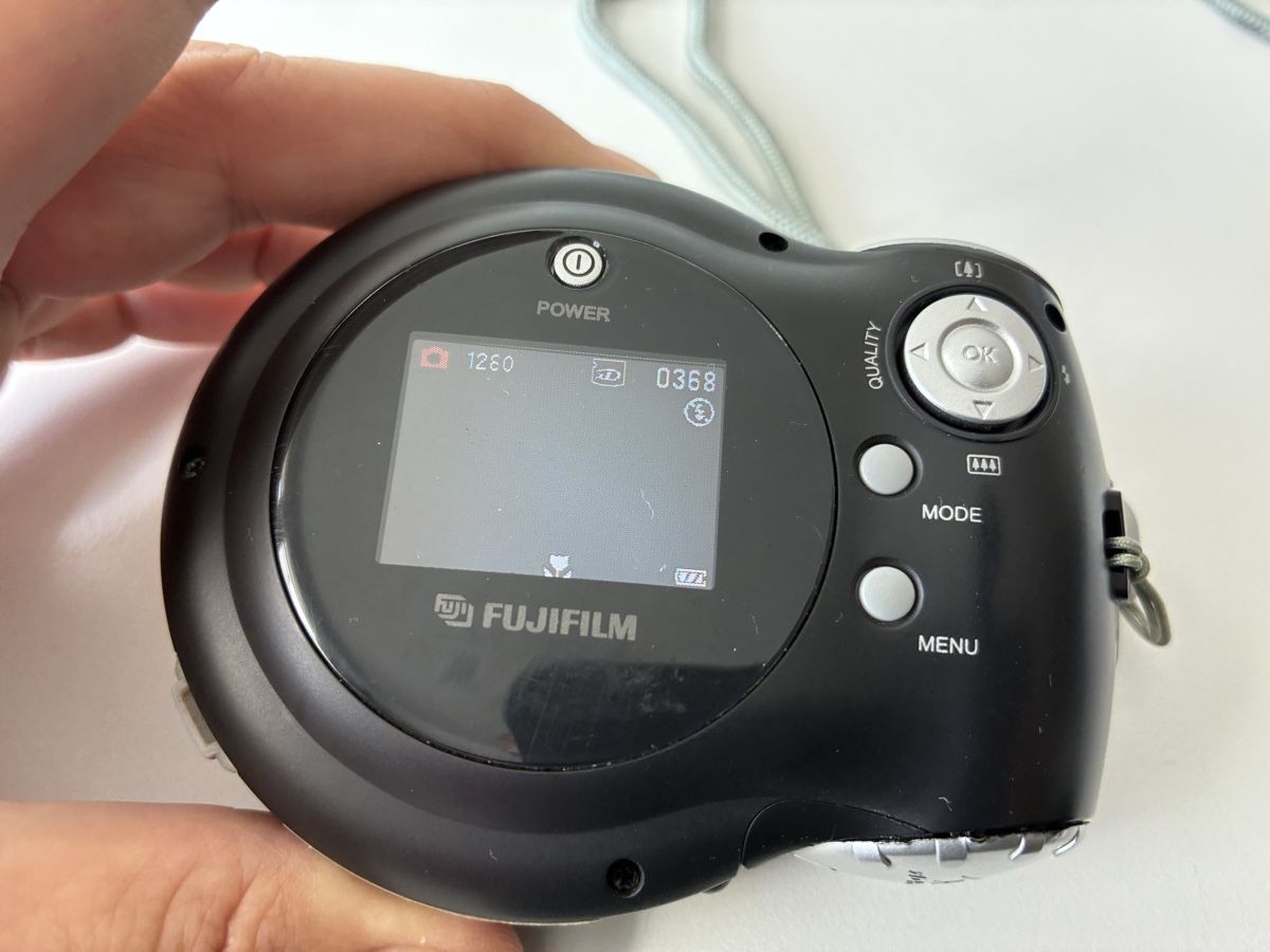 Fujifilm Fotocamera: Fujifilm Digitalkamera aus Hausräumung  – Usato da Chur venduto da Knokno199 1