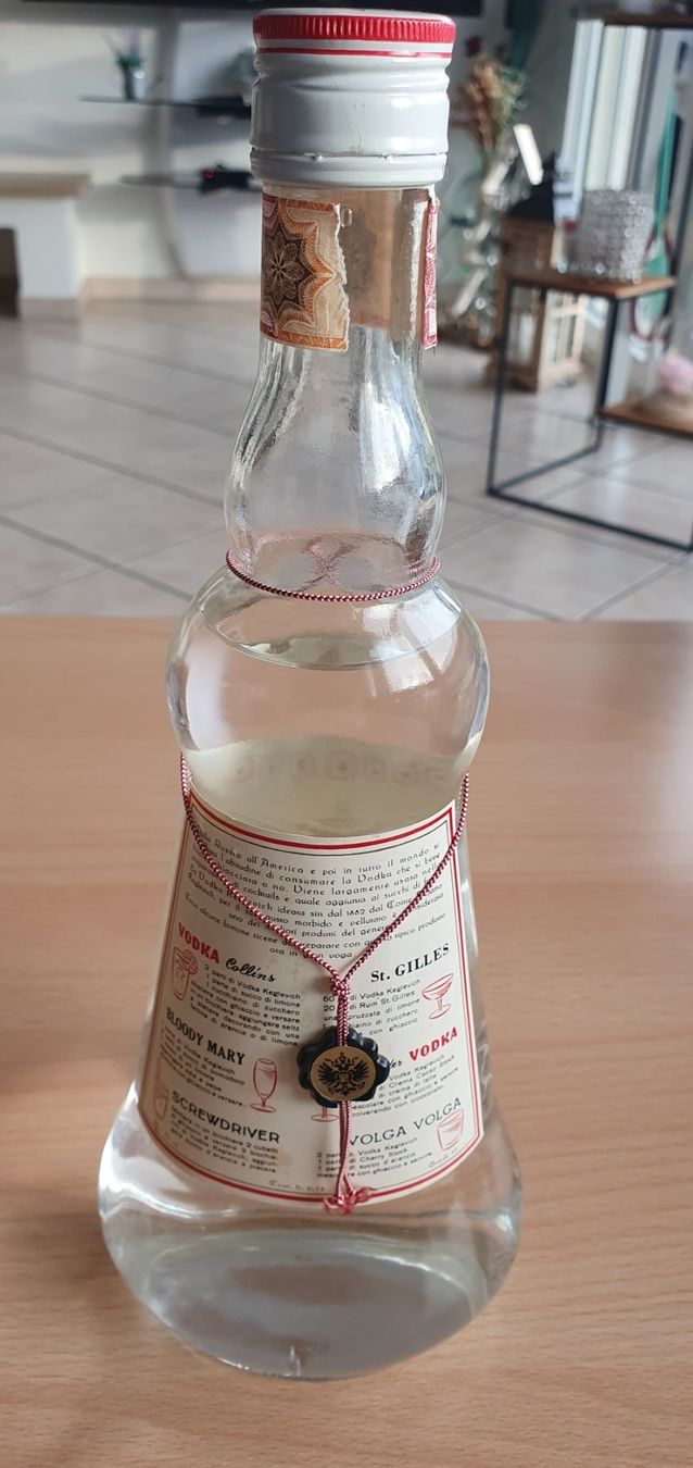 Spirituosen: Vodka Keglevich – Gebraucht aus Moutier von mai_pq7w 3