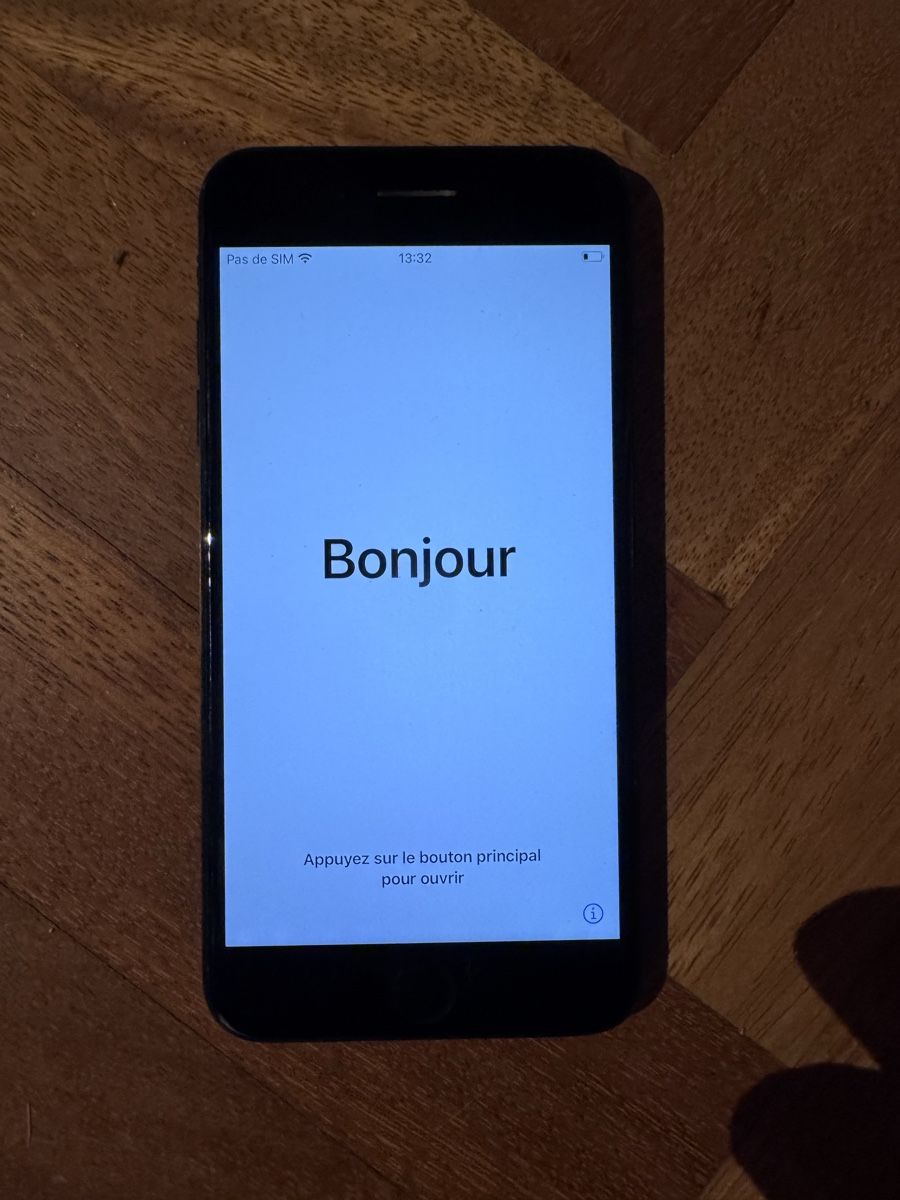 Apple Telefoni cellulari / Smartphones: iPhone 7 Plus 128 Go – Écran neuf – Usato da Neuchatel venduto da breadbox