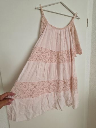Sommerliches Spitzenkleid Roségold Grösse M/L