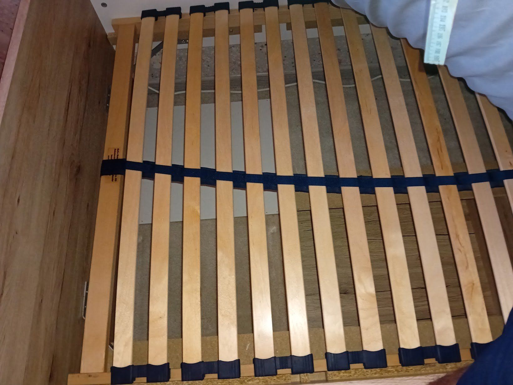 Letti: Bett mit Rost und Matratze 200x90cm – Usato da Wolfhausen venduto da cmos101 3