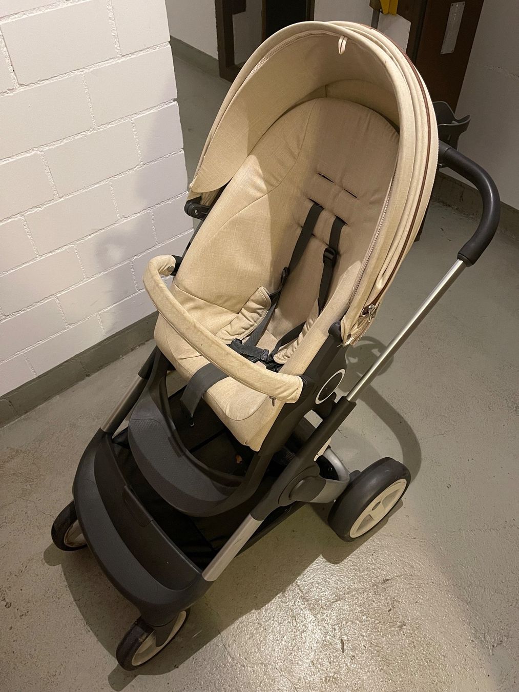 Stokke Carrozzine: Kinderwagen Stokke – Usato da Effretikon venduto da allanbv 2