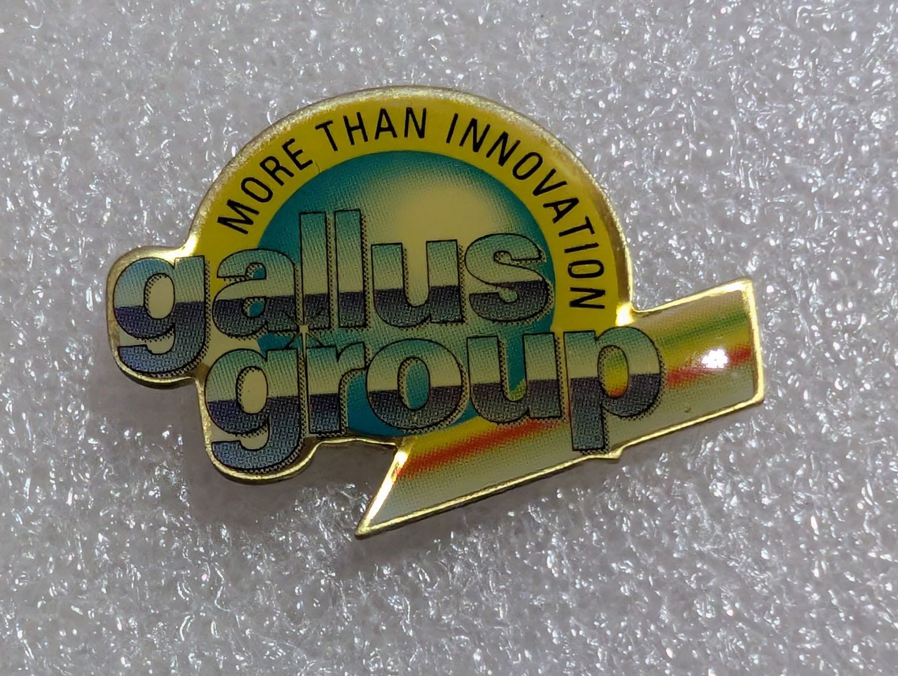 Placchette & Badge: Ansteckpin 250: Gallus Group – Usato da Oppligen venduto da Pin-Fall-Shop
