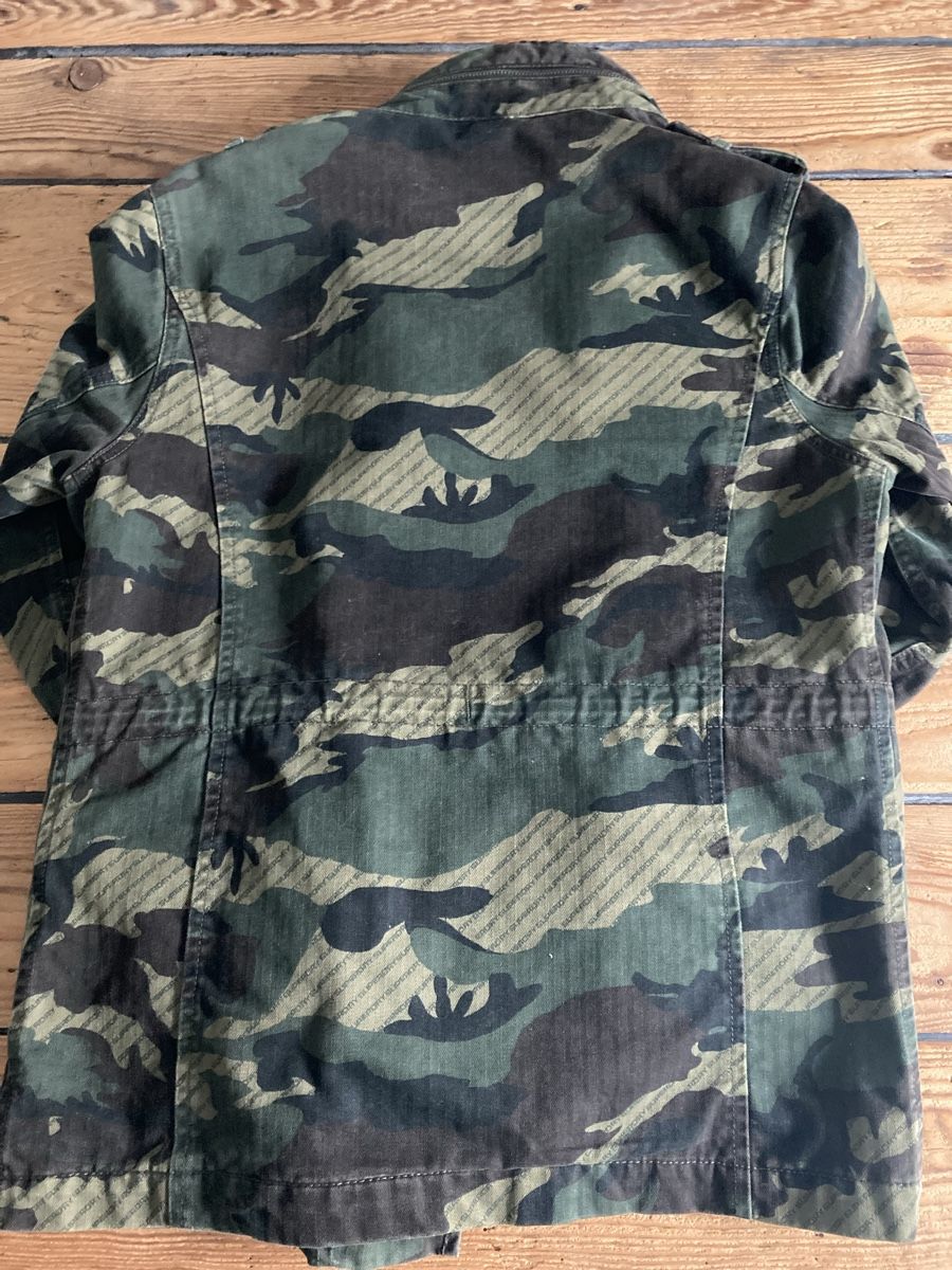Superdry Giacche: Superdry Frühlings-/Herbstjacke – Nuovo (secondo la descrizione) da Täuffelen venduto da Unic 2