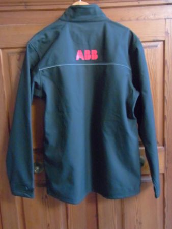 AusVerkauf Softshell Jacke Gr L & Sweatshirt Gr XL schwarz