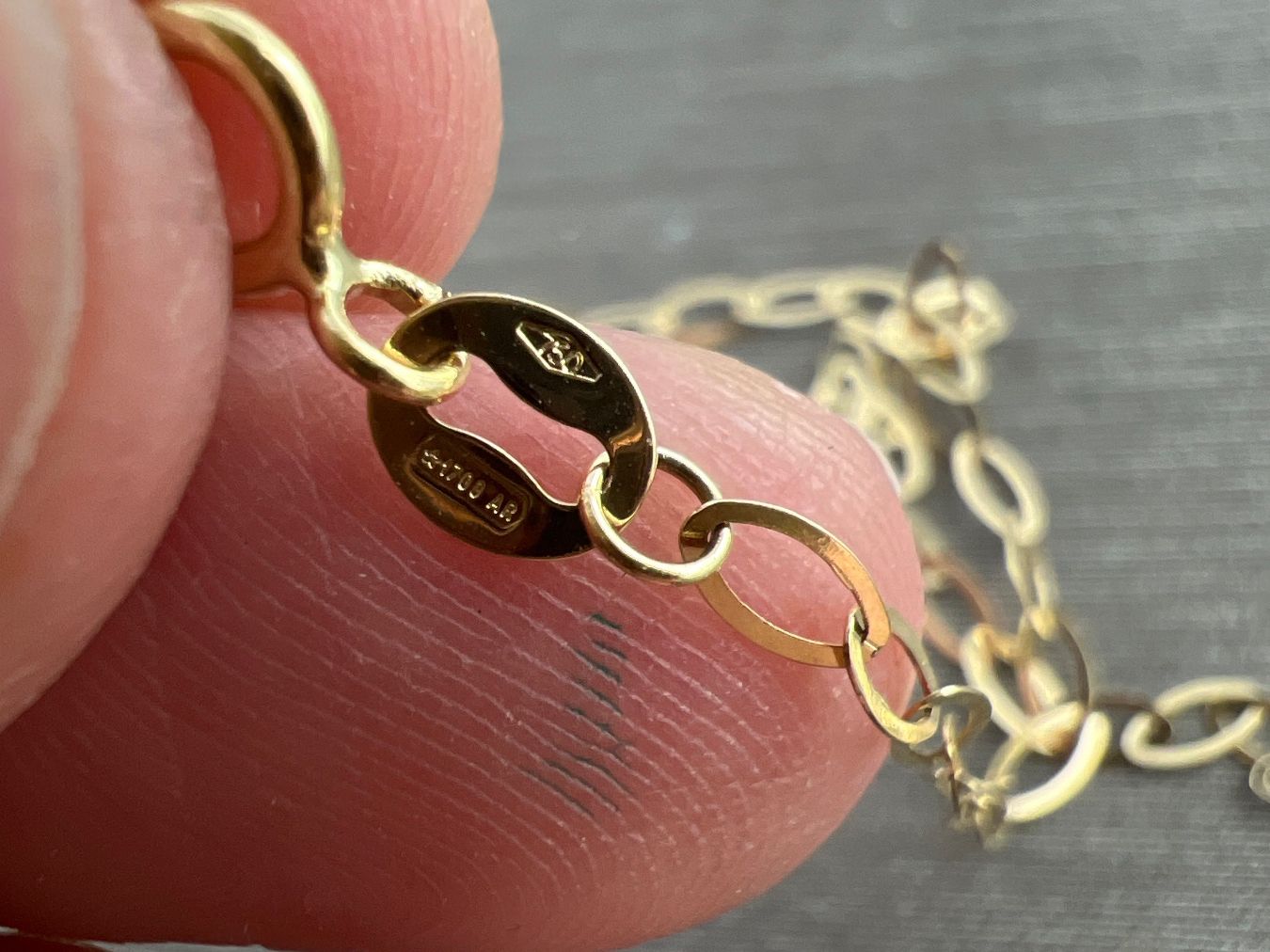 Armbänder & -reifen: Armkette 750 Gold – Gebraucht aus Niederuzwil von leo_8857 1