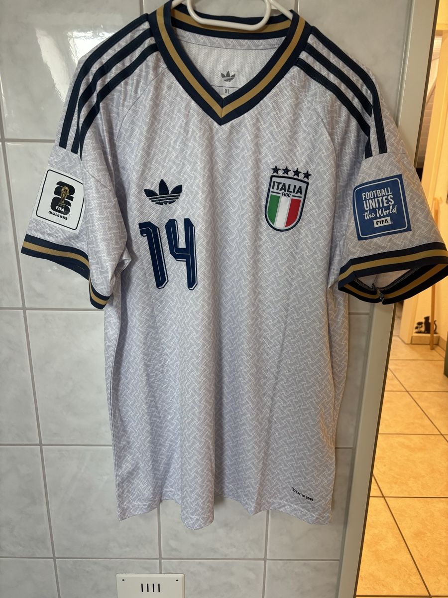 Canottiere & Pantaloni: Italien Trikot – Nuovo e nell'imballaggio originale da Turgi venduto da Alina1