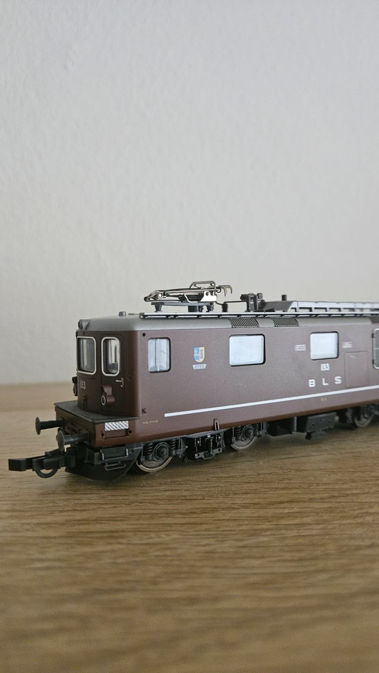 Lima Modellini di ferrovie: Lima Bls Re 4/4 Steg H0 – Usato da Basel venduto da luk_qv8t 1
