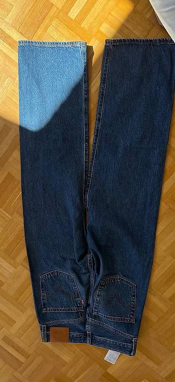 Jeans: Levis Wildleg neu ungebraucht – Nuovo e nell'imballaggio originale da Zürich venduto da VickyChristina 1