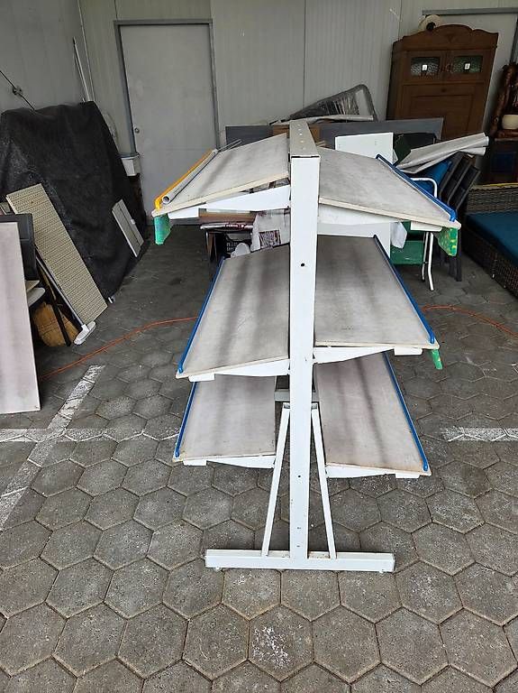 Scaffali: Regal Gestell beidseitig 3 stk – Usato da Berikon venduto da sabatuv