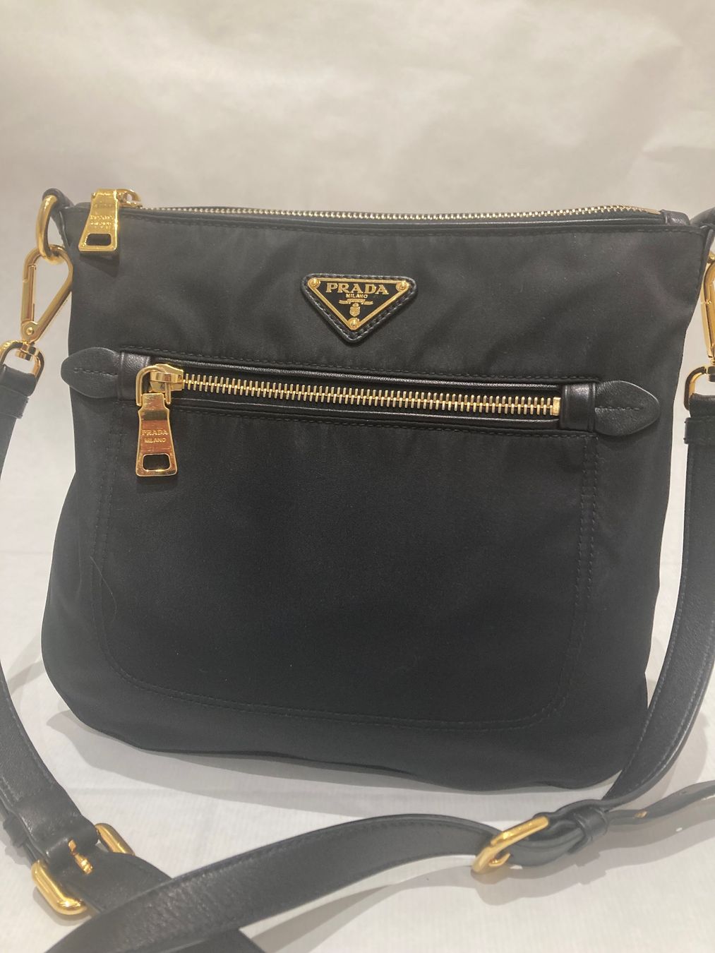 Prada Sacs femmes: Prada bag Re-Nylon – D'occasion à Paradiso par Kayakara 1