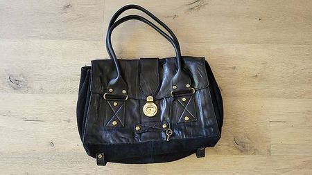 Sac de luxe  cuir noir Francesco Biasia neuf