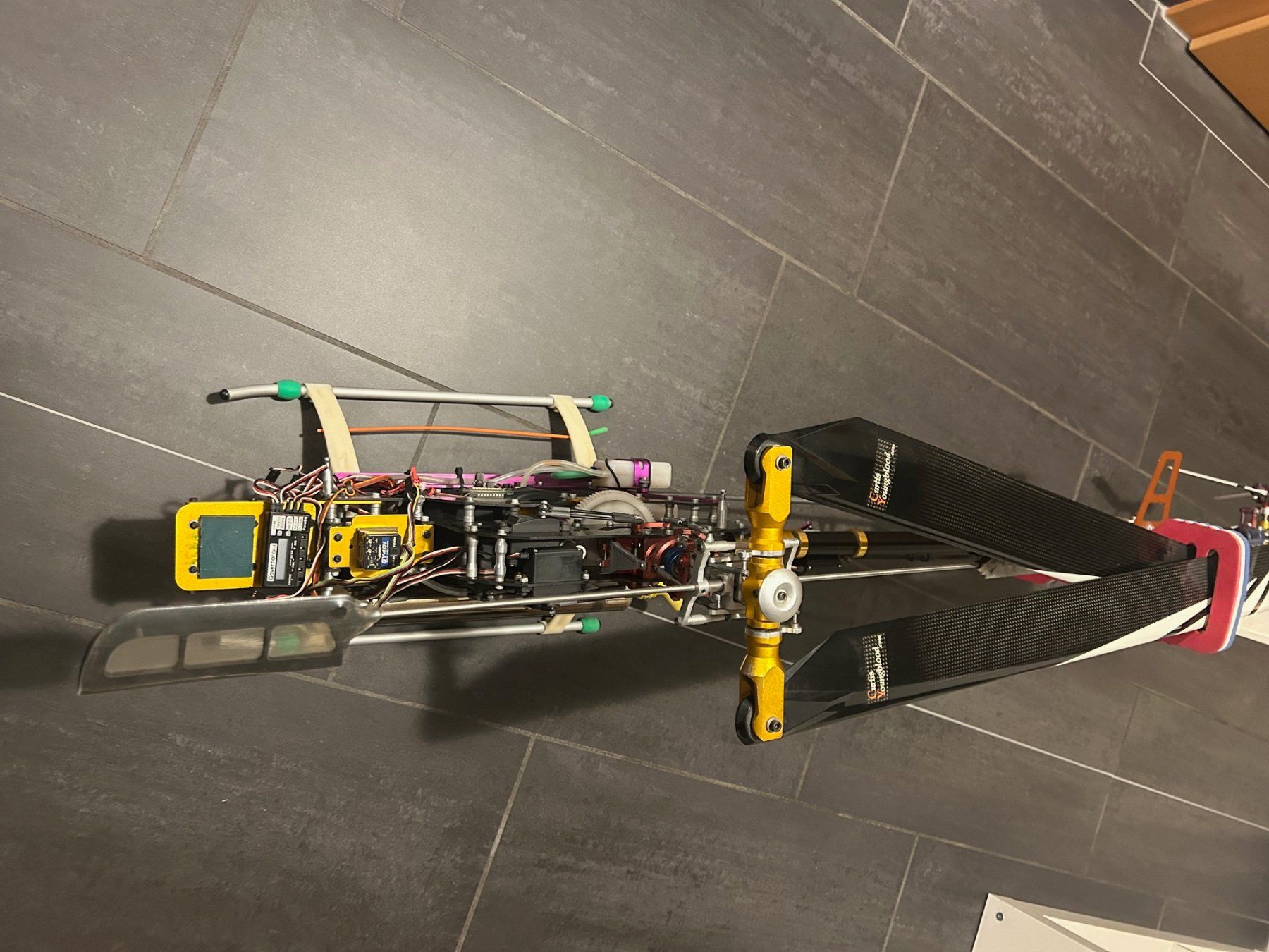 Modellismo RC: DNHP Air fox Modellhelikopter HELI – Usato da Eschen venduto da Bean7 5
