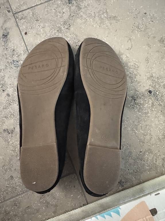 Scarpe da donna: Ballerina Wildleder schwarz Pesaro – Usato da Muttenz venduto da veroo8 2