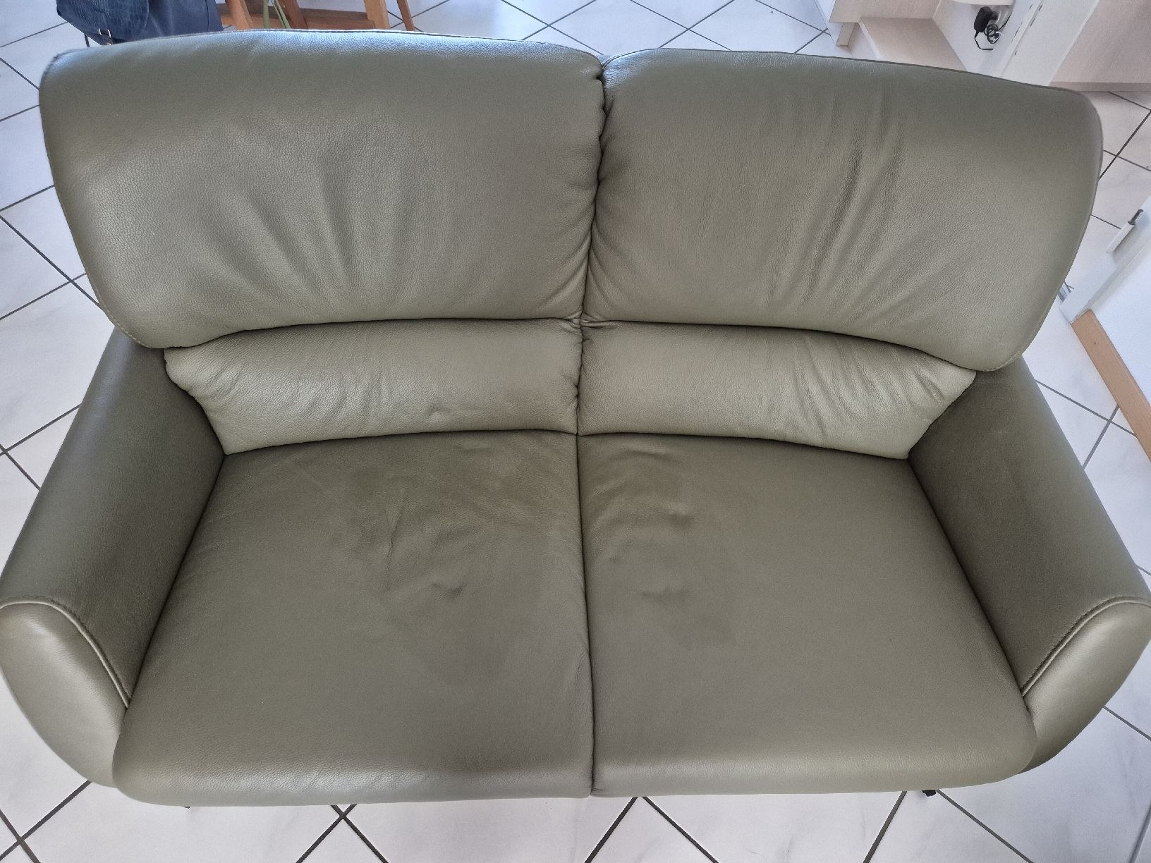 Sofas: Ledersofa 2-er – D'occasion à Wangenried par FabienneS0102 1