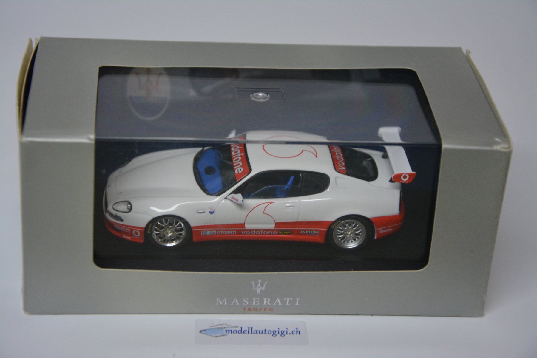 Maserati Modellini d'auto: Maserati Trofeo 2003 VODAFONE , iXO 1:43 – Nuovo e nell'imballaggio originale da Goldach venduto da Feivel9