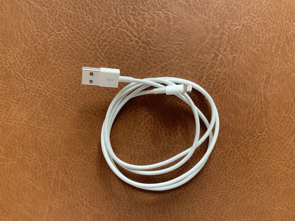 Apple Cavi: Apple USB A zu Lightning Kabel - 1m Ladekabel – Usato da Genève venduto da GMa1234