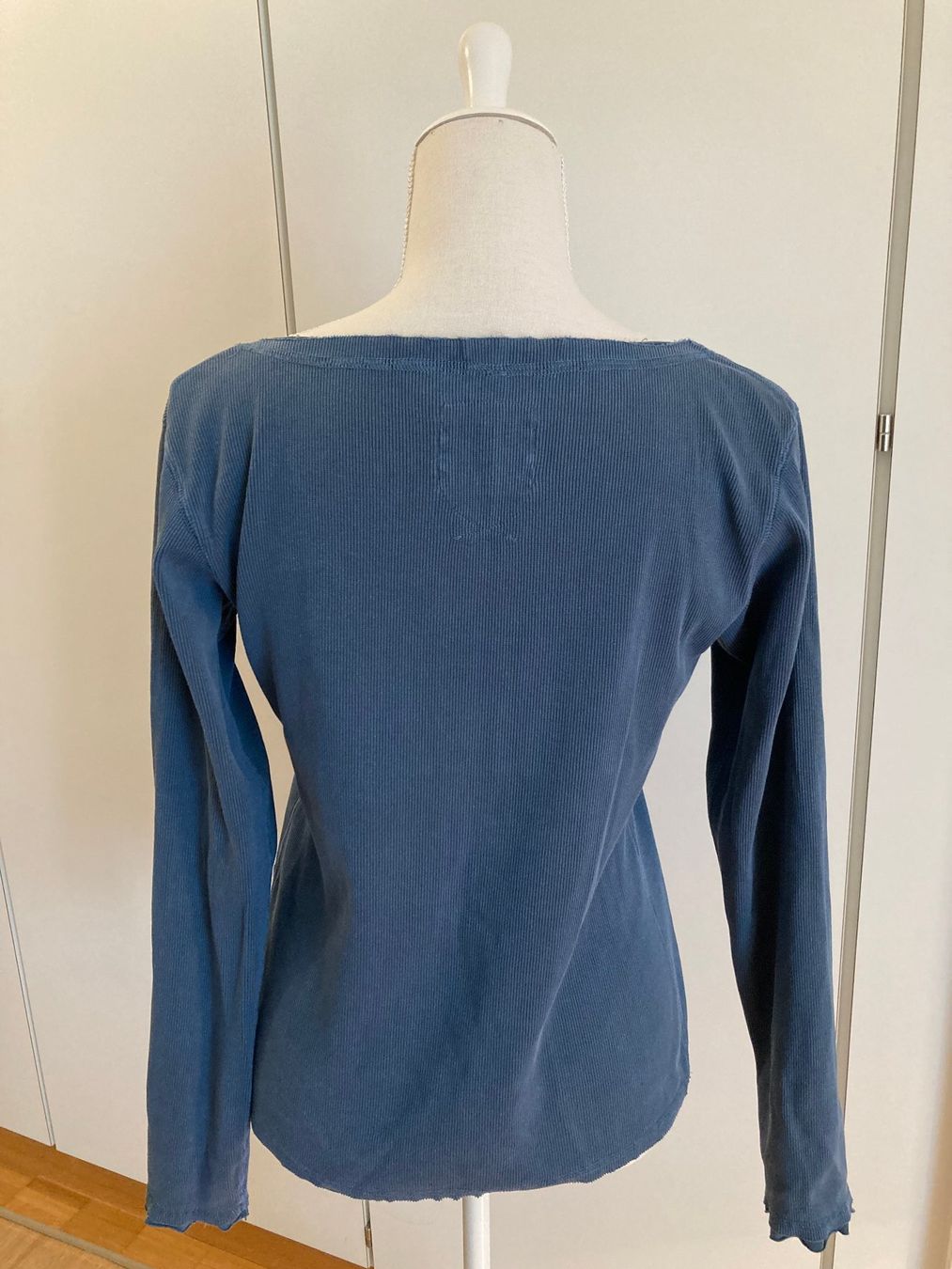 Nile Pullover & Sweatshirts: „nile“ Shirt  Pullover M – Gebraucht aus Hombrechtikon von star8888 2