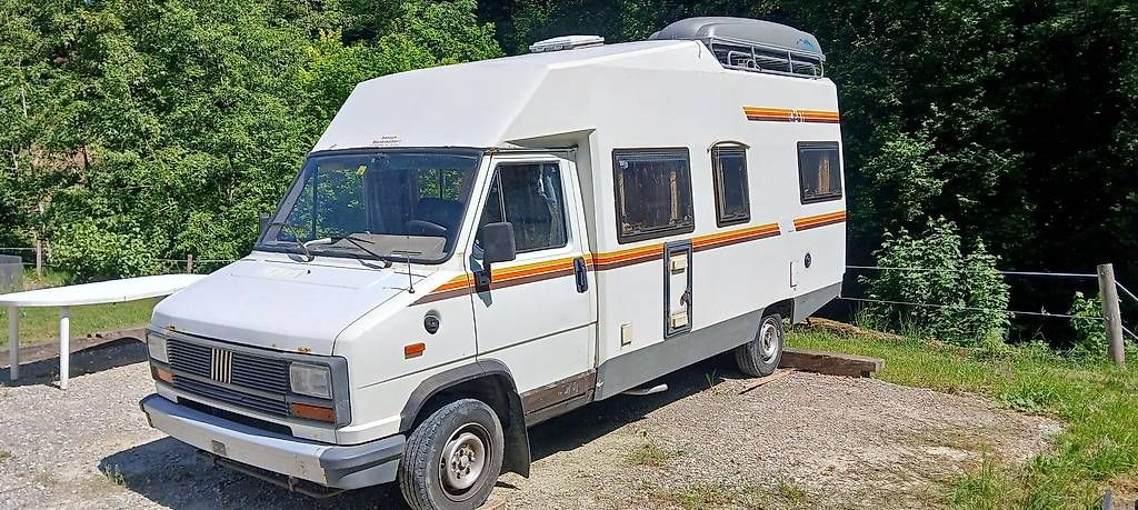 Fiat Veicoli da campeggio: Camping car a vendre – Usato da Villarsel le Gibloux venduto da oseba