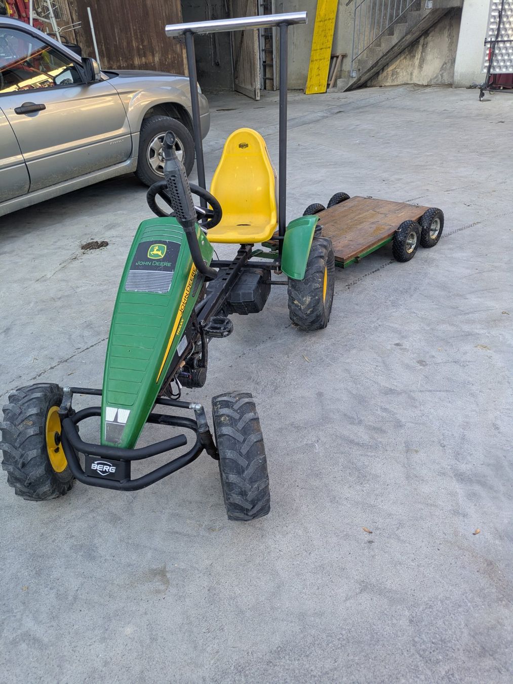 John Deere Fahrzeuge für Kinder: Berg E-Gokart mit Anhänger – Gebraucht aus Affoltern am Albis von Wisel80 5