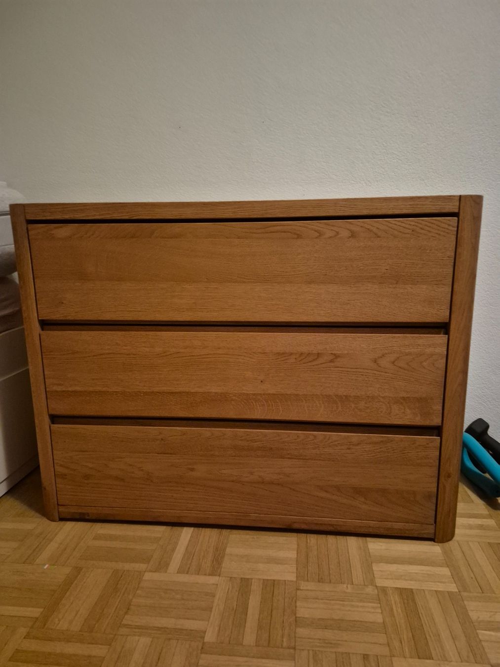 Betten: Schlafzimmer Eiche massiv geölt – Gebraucht aus Oetwil am See von Luckydevil 1