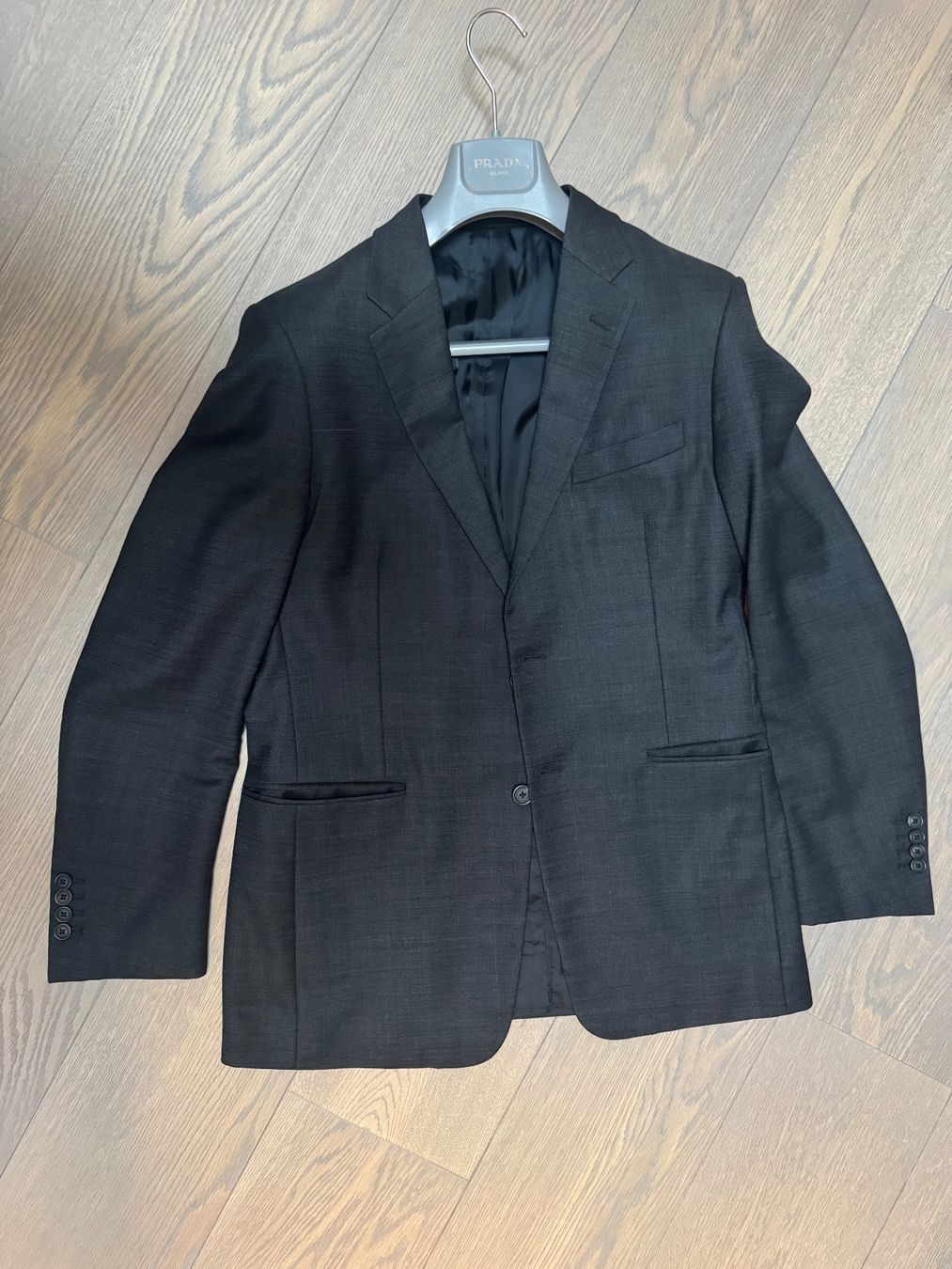 Prada Giacche: Herren Prada Blazer Dunkelgrau – Usato da Meilen venduto da Emma_321