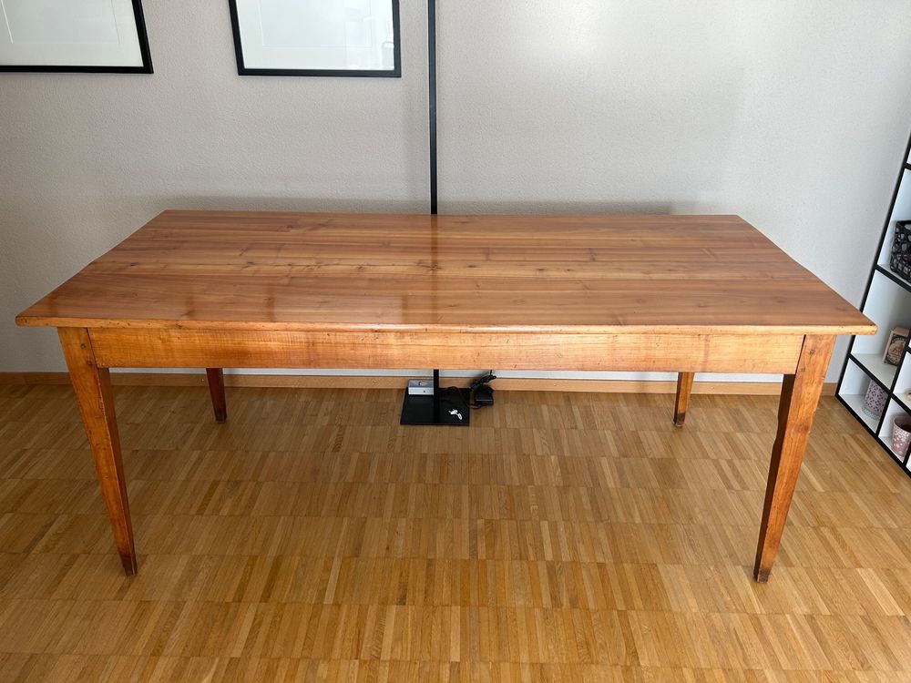 Antiker Biedermeier Tisch aus Kirschbaum | Kaufen auf Ricardo