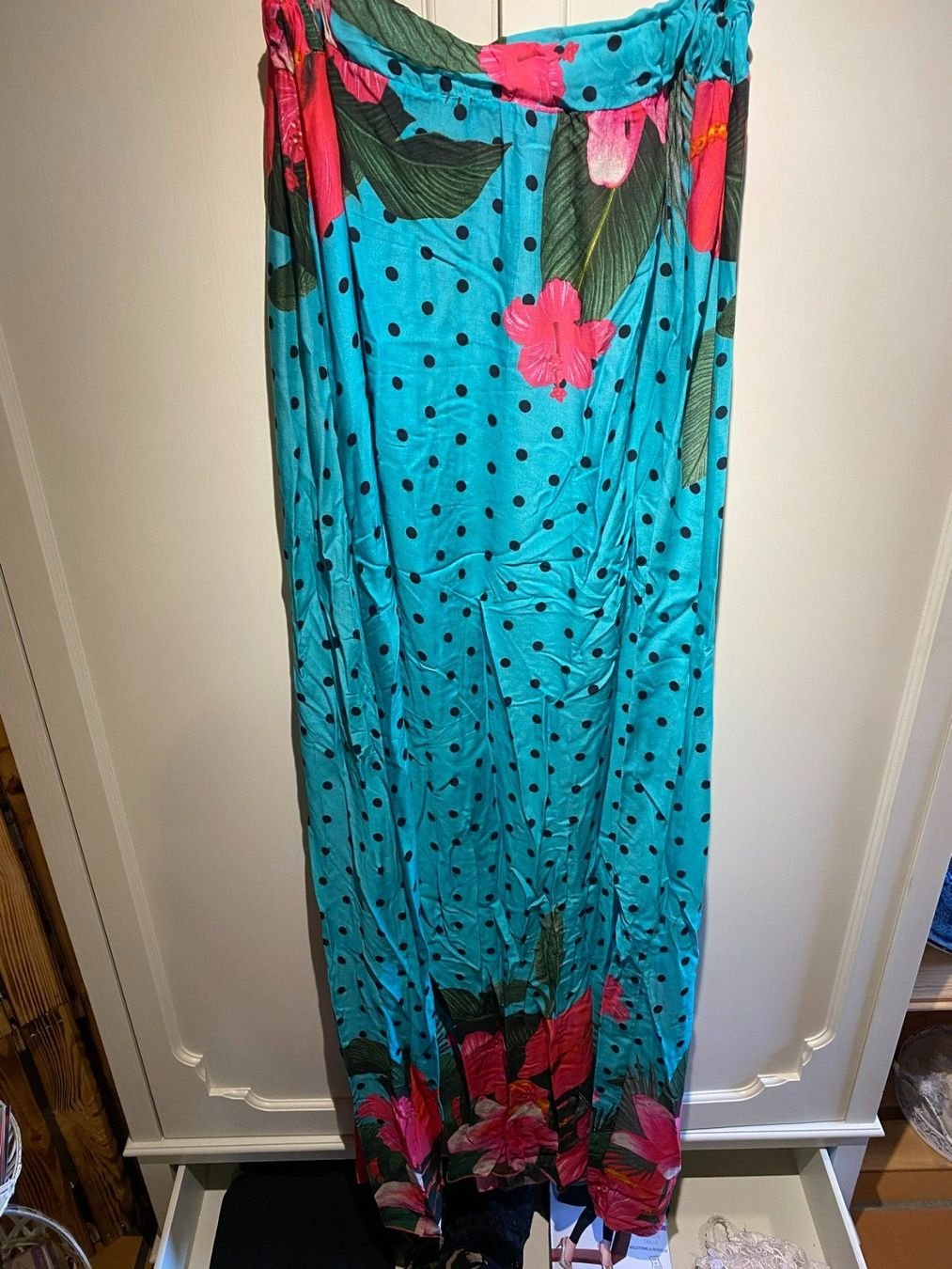 Vestiti: TRÄGER -SOMMERKLEID ,LANG DAMEN – Nuovo e nell'imballaggio originale da Meienried venduto da ManuelaBoutique 2