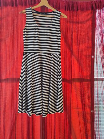 Yessica Damenkleid S/M | Gestreift | A-Linie | Casual Sommer