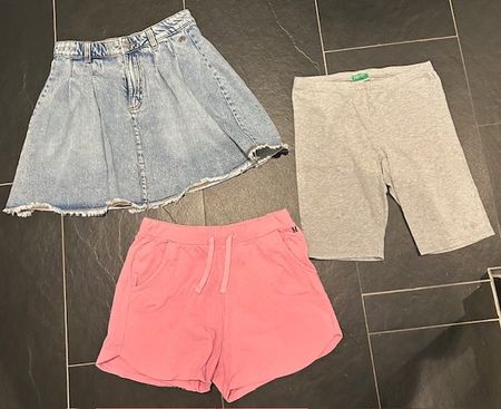 15-teiliges Sommerkleider-Set für Mädchen 13 - 14J. Benetton