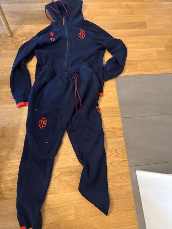 FCB-Ausgangstrainer original ungetragen