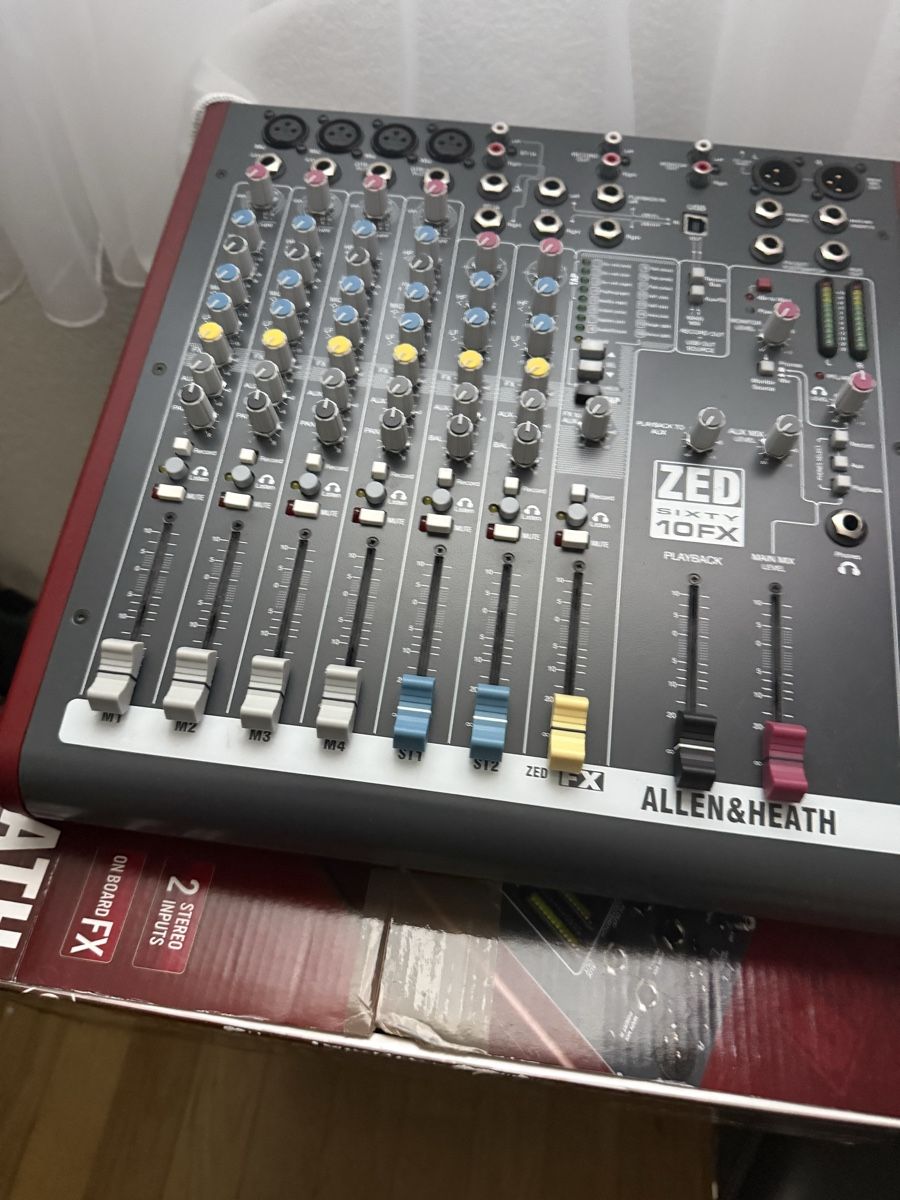 Allen & Heath Mischpulte: Allen&Heath ZED-10FX Mischpult – Gebraucht aus Nebikon von Electrovoice10